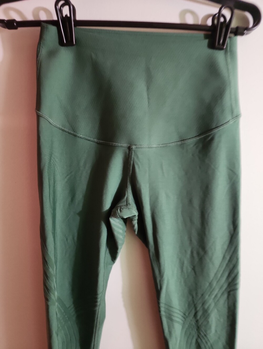 Fanka Body Sculpt Reversable Leggings- Color Green - Picture 2 of 8
